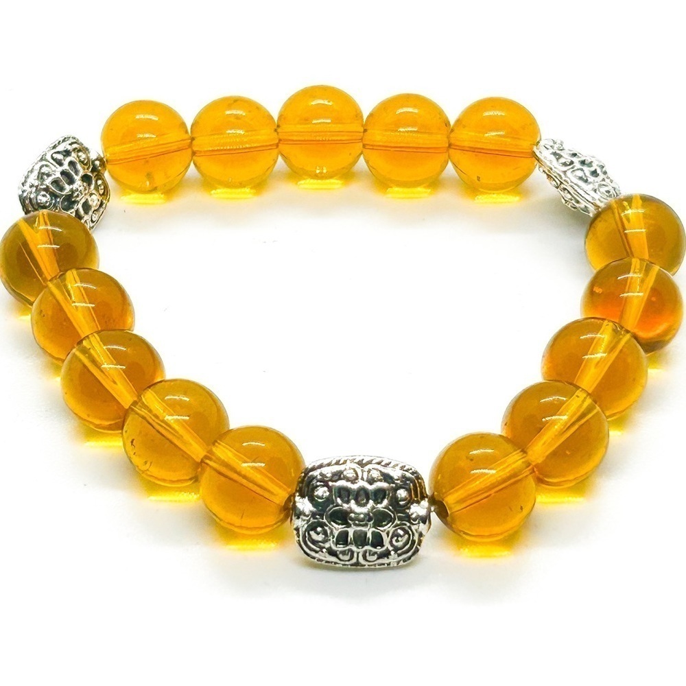 NWOT Genuine Amber Quartz beaded stretch bracelet with silver accent